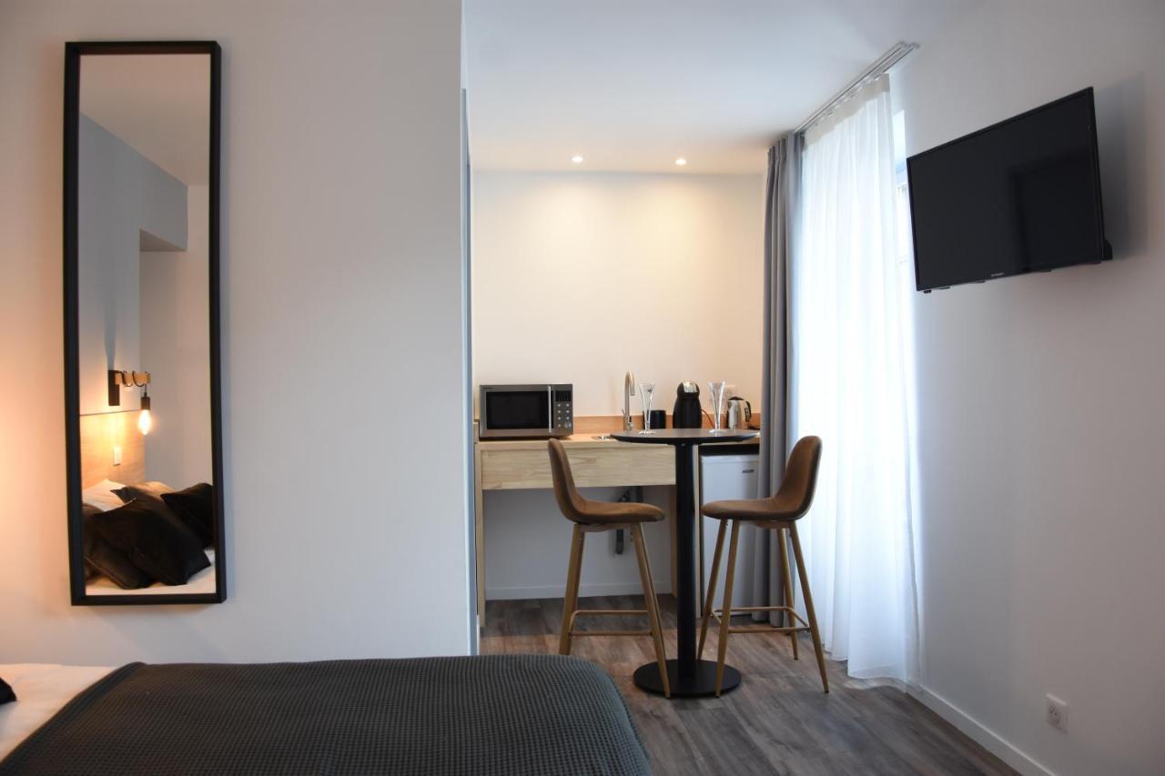 Nuit Sur Le Pont 5 Apartamento Landerneau Exterior foto